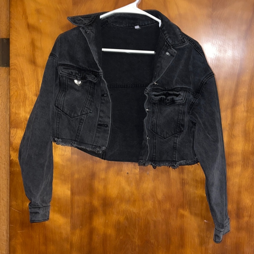 Black Cropped Denim Jacket